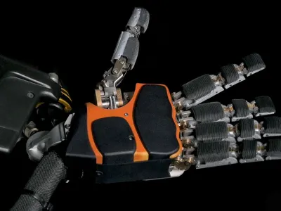 Sanctuary AI robot