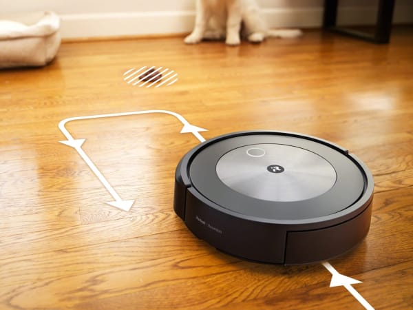 Roomba j7+