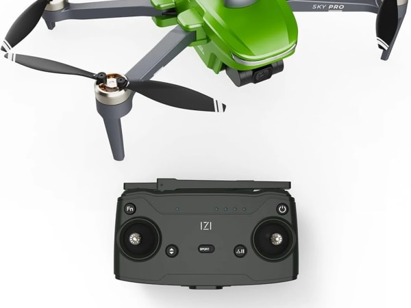 IZI Sky Pro 4K Camera Drone 7
