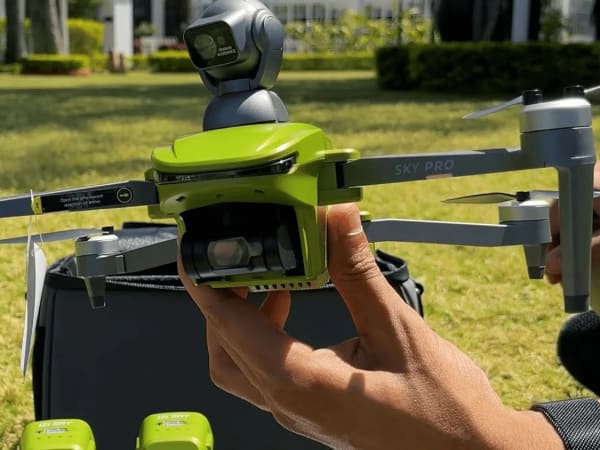 IZI Sky Pro 4K Camera Drone 6