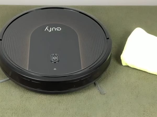 Eufy RoboVac G30 Edge 1
