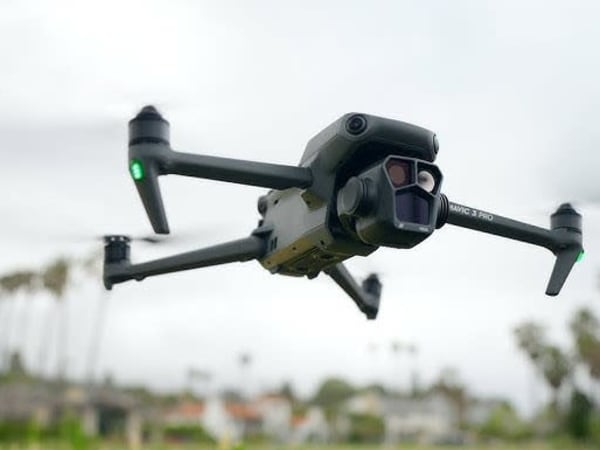 DJI Mavic 3 Pro 8