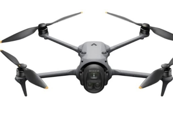 DJI Mavic 4 Pro 3