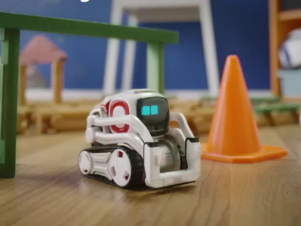 Cozmo 7
