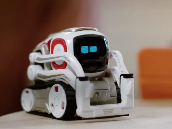 Cozmo 6