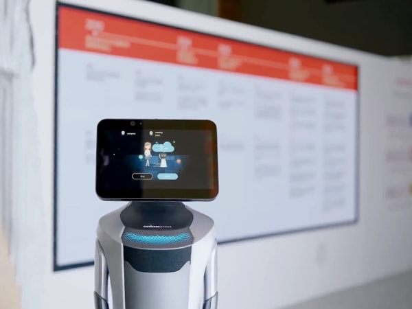 GreetingBot Nova 4