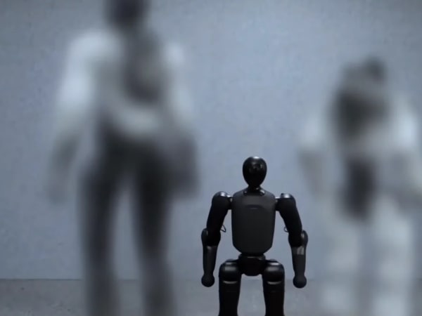 AgiBot Q1 2