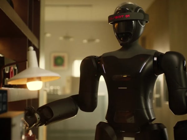 CASBOT 01 2