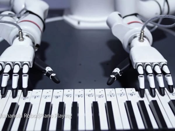 Human.X 8