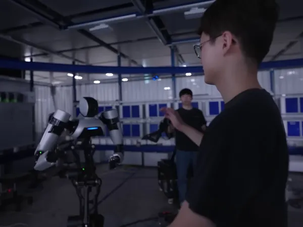 Ambidex Robot 3