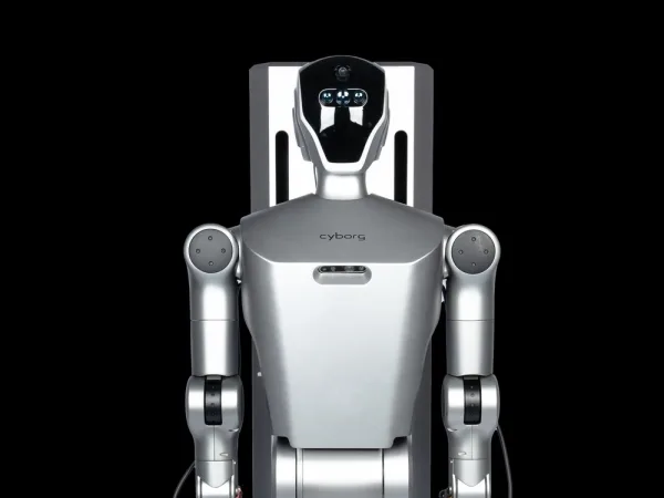 Cyborg W01 1