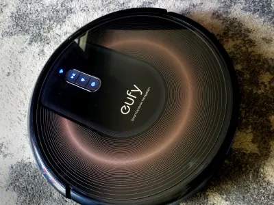 Eufy RoboVac G30 Edge - Eufy robot model