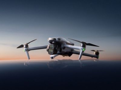 View DJI Air 4 specifications and details DJI Air 4 - DJI robot model