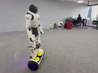 AgiBot X2