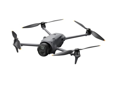 DJI Mavic 4 Pro 1
