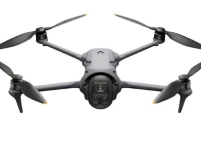 DJI Mavic 4 Pro 3