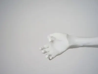 Clone Hand 7