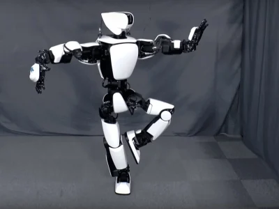 Toyota T-HR3 Hand 4