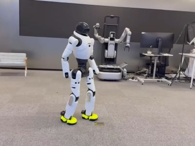 AgiBot X2 7