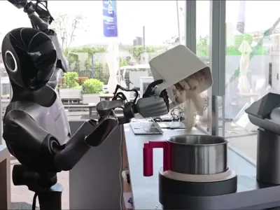 Robbyant R1 (Humanoid Robot Chef) 2
