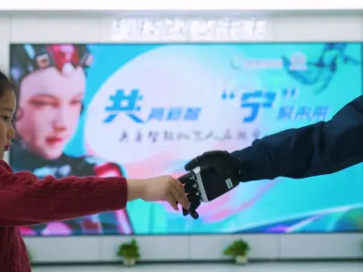 Xia Lan S02 2