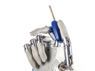 IH2 Azzurra Hand 3