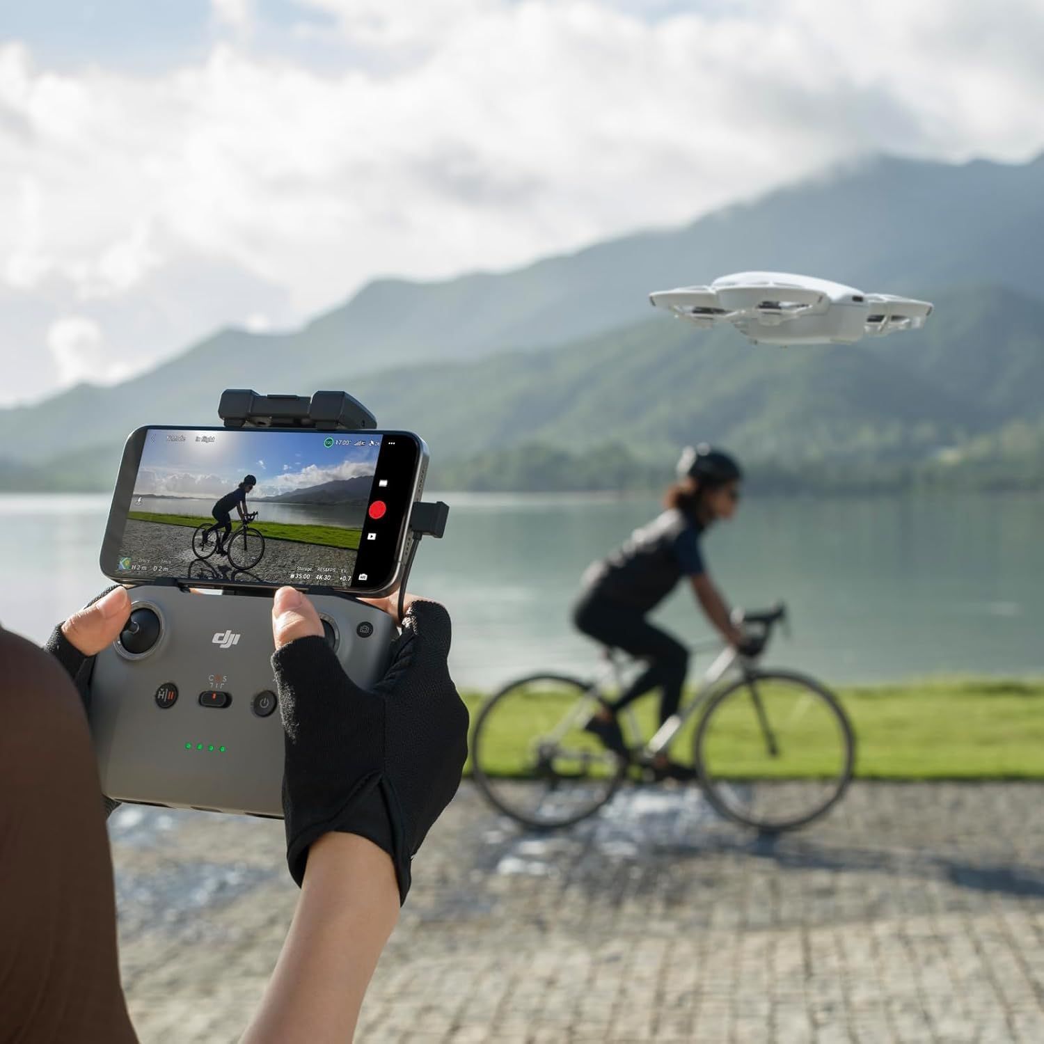 View DJI Neo Fly More Combo specifications and details DJI Neo Fly More Combo - DJI robot model