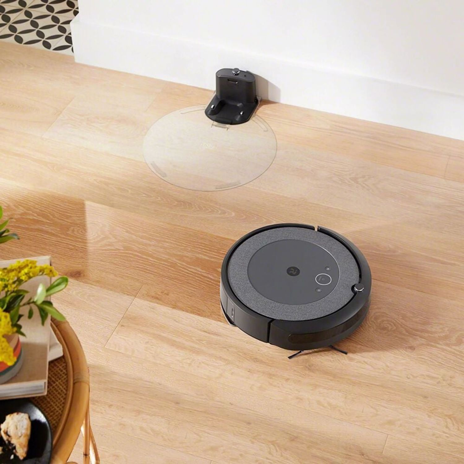 View iRobot Roomba Combo i5 specifications and details iRobot Roomba Combo i5 - iRobot robot model