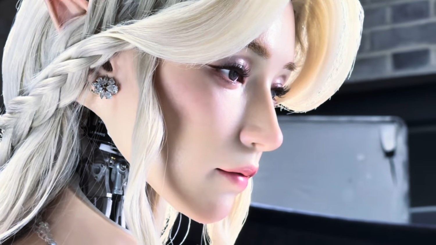 Elf V1 Series - Image 1