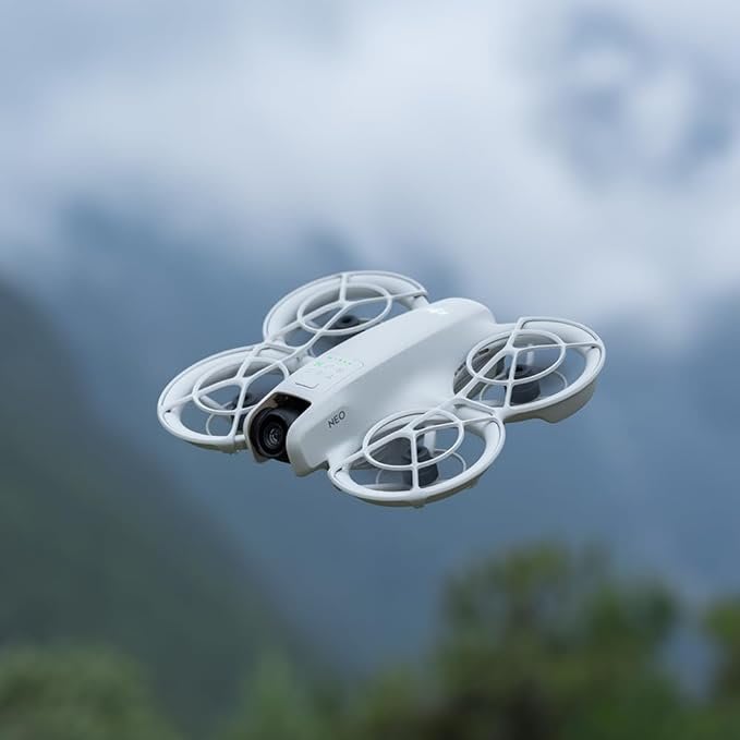 DJI Neo Fly More Combo - Image 1