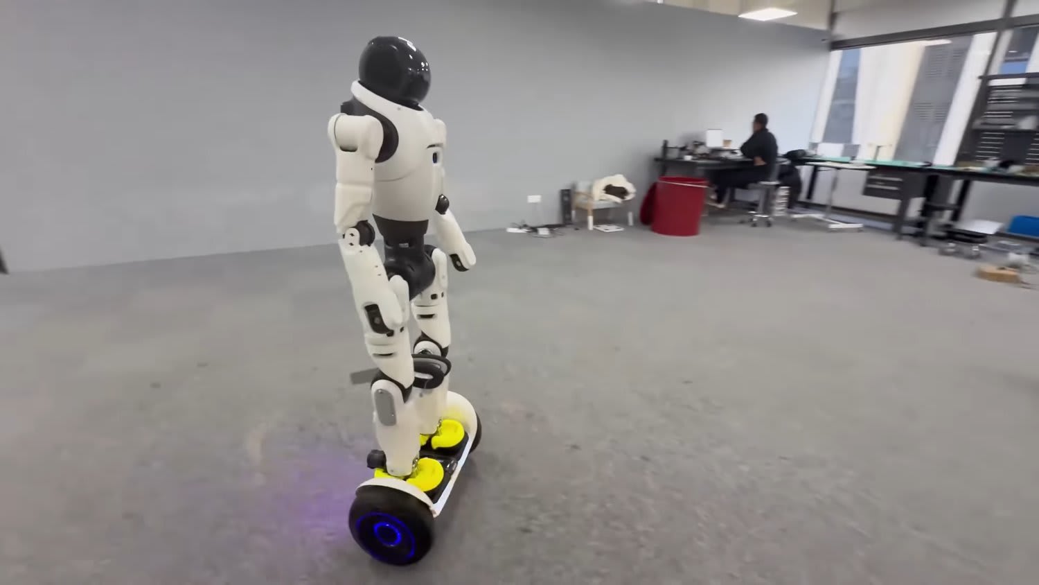 AgiBot X2