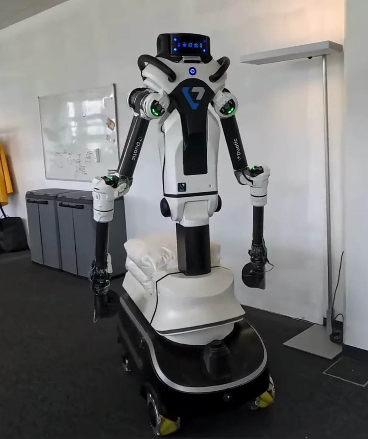 Duatic Alpha - Image 1